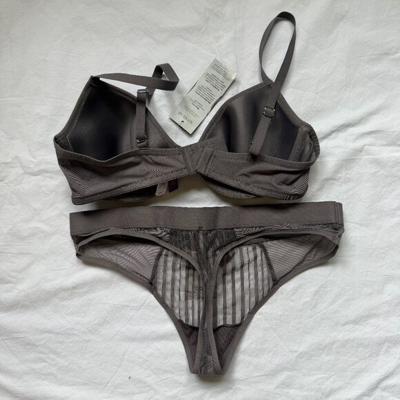 NWT Adore demi excaliber underwire bra 36C & matching thong panties, M, purple - Picture 2 of 4